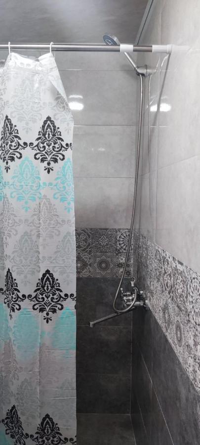 فندق ليلا ريزو غيستهاوس كازباجي المظهر الخارجي الصورة